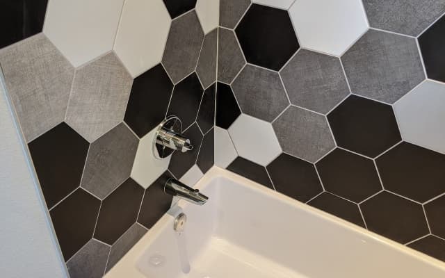 Bathroom Remodeling Service Image